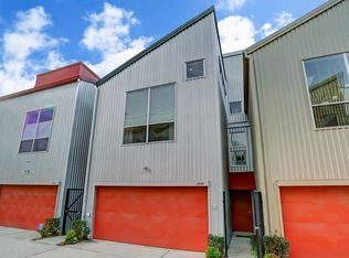 3020 Commerce St, Houston, TX 77003