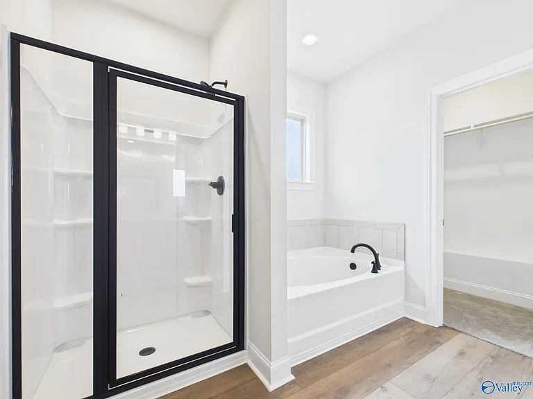 15573 Bees St — Photo 19