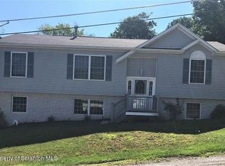 115 Pete Hill Rd, Factoryville, PA