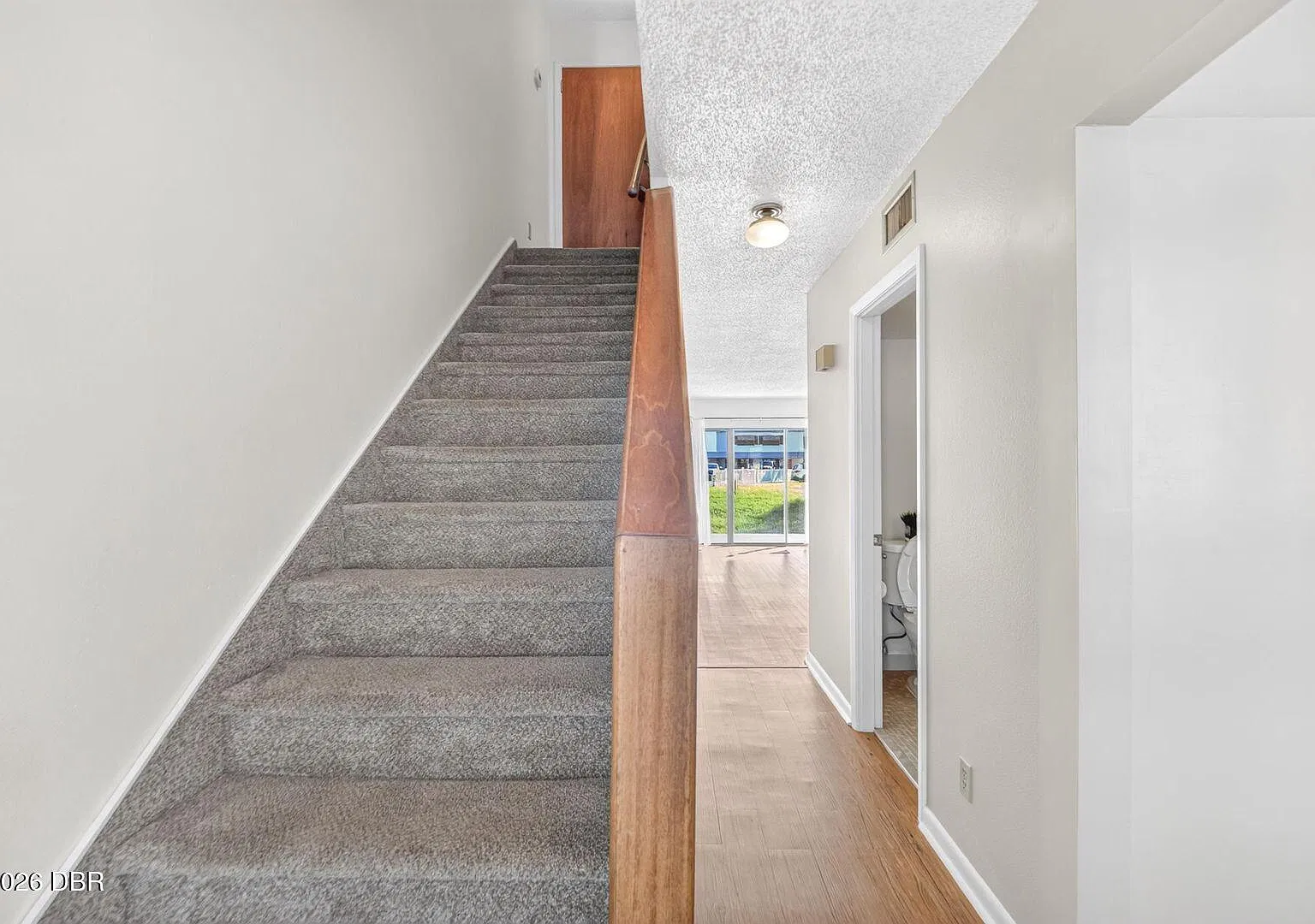 2 bed, 2.5 bath, 1190 sqft, $1,995 — Photo 3
