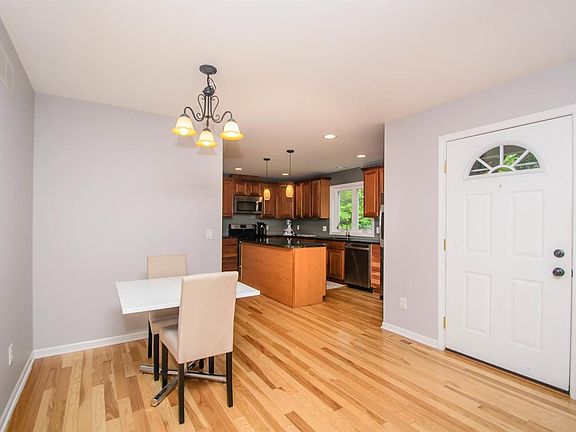 4th image of 2275 Westaire Ct