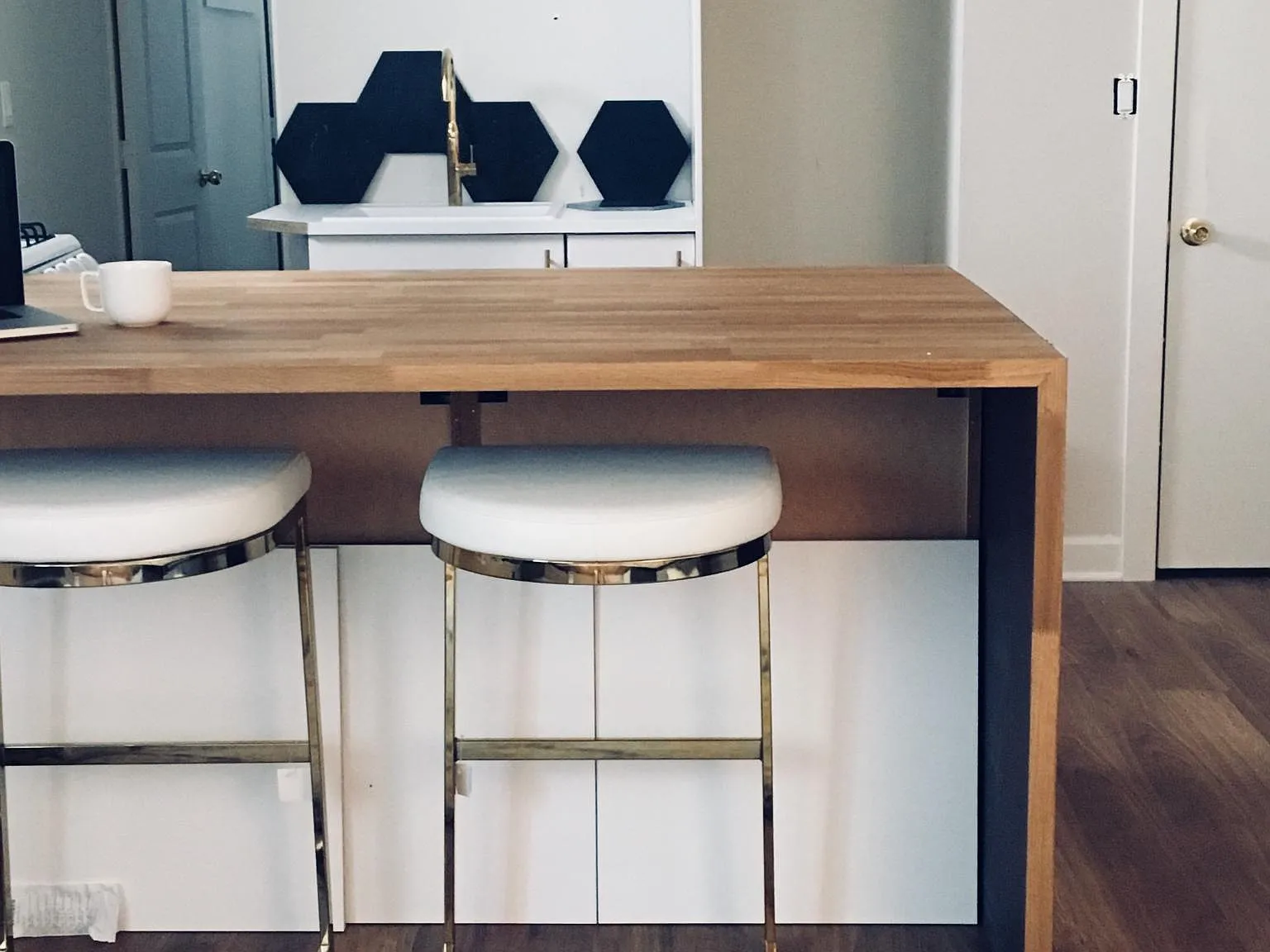 1 bed, 650 sqft, $1,000 — Photo 3