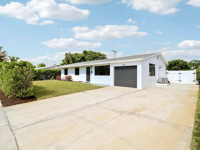 816 Juniper Dr — Photo 22
