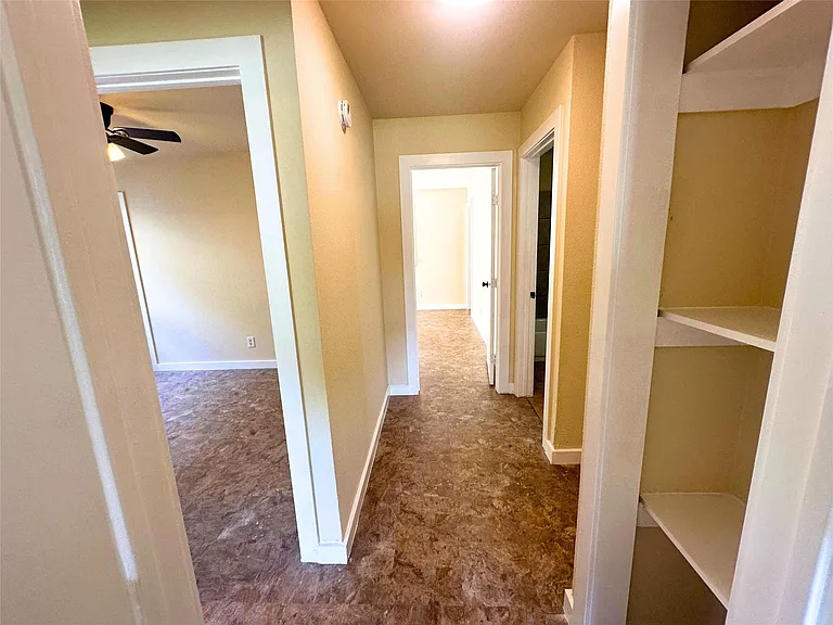 2525 Dovemeadow Dr — Photo 22