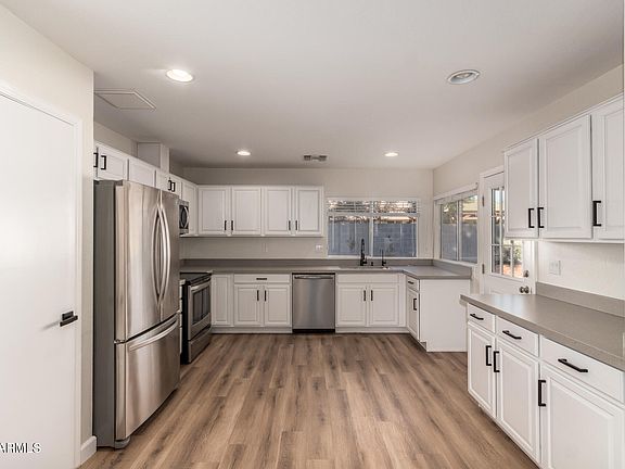 3rd image of 4316 E LA PUENTE Avenue