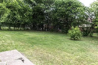 616 Heathcliff Dr — Photo 9