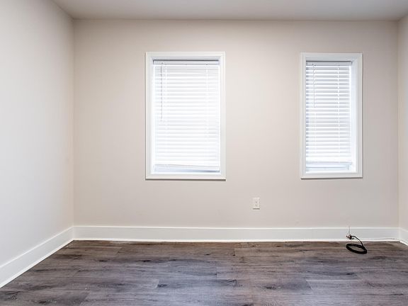 3rd image of 2145 S Daggett St #3