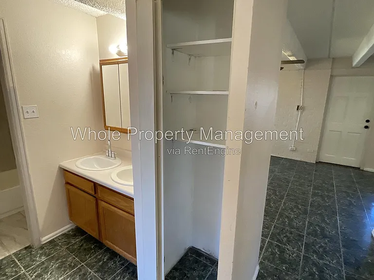 1180 Yosemite St #213 — Photo 19