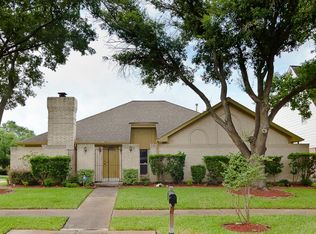 13303 Trompilla Ln, Houston, TX 77083