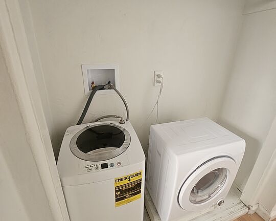3rd image of 812 S Gramercy Dr #812