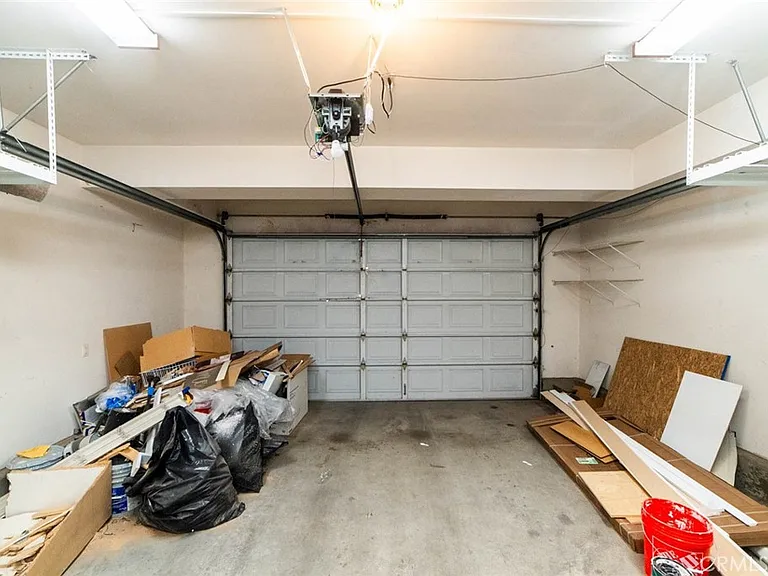 206 Garden Gate Ln — Photo 37