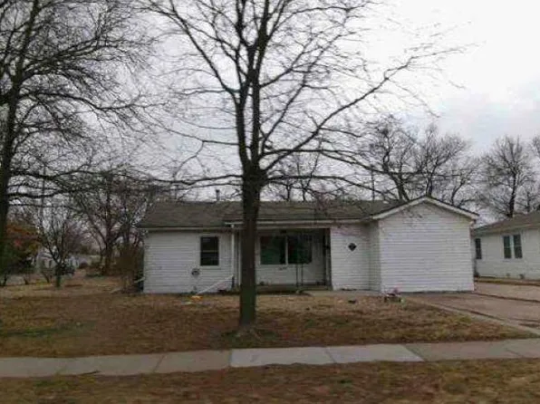 1701 W 30th St S, Wichita, KS 67217