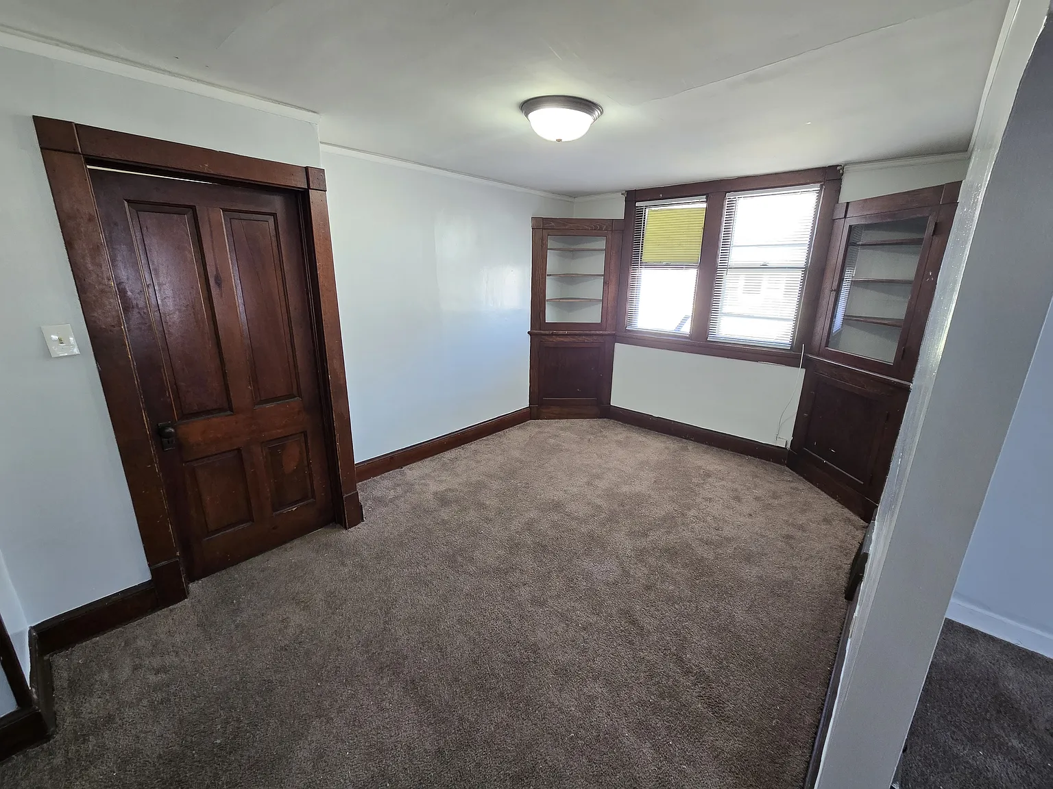 1 bed, $1,000 — Photo 3