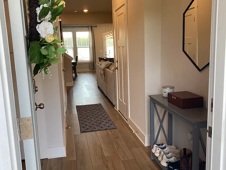 163 Shallons Dr — Photo 5