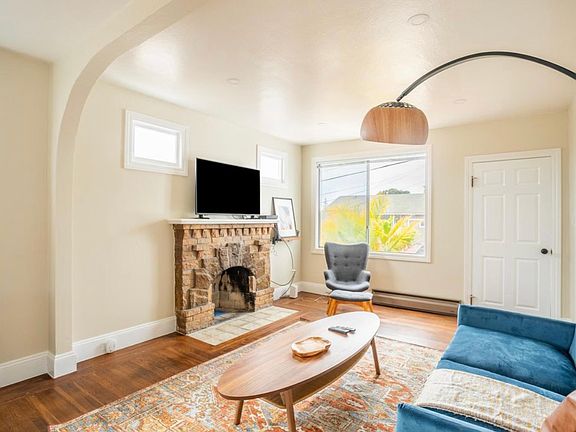 3rd image of 1836 San Benito St #1