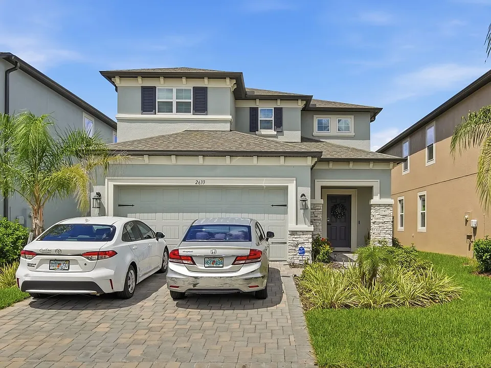 2633 Sunny Pebble Loop