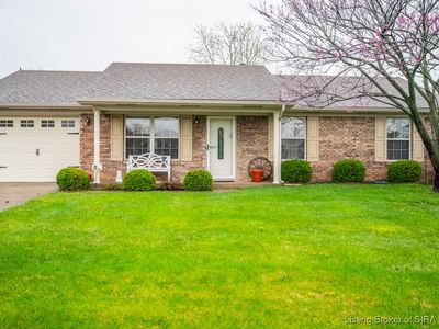 1015 Flagstone Drive, Jeffersonville, IN, 47130