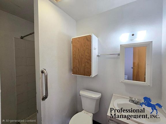 5th image of 124 1/2 S 31st St