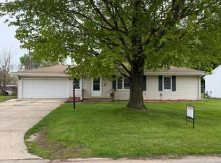 808 W Adams St, Osceola, IN 46561