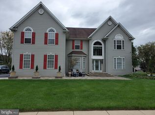 308 Shisler Ct, Newark, DE 19702