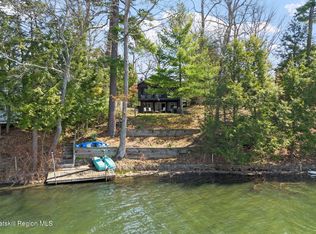 39 Island Drive, Copake, NY 12516