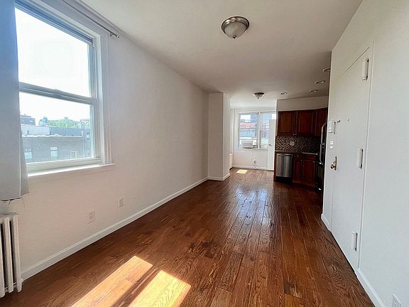 2nd image of 42 Richardson St #3