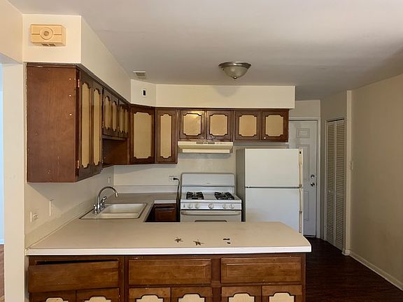 4th image of 7345 S Kedzie Ave #Avenue3e
