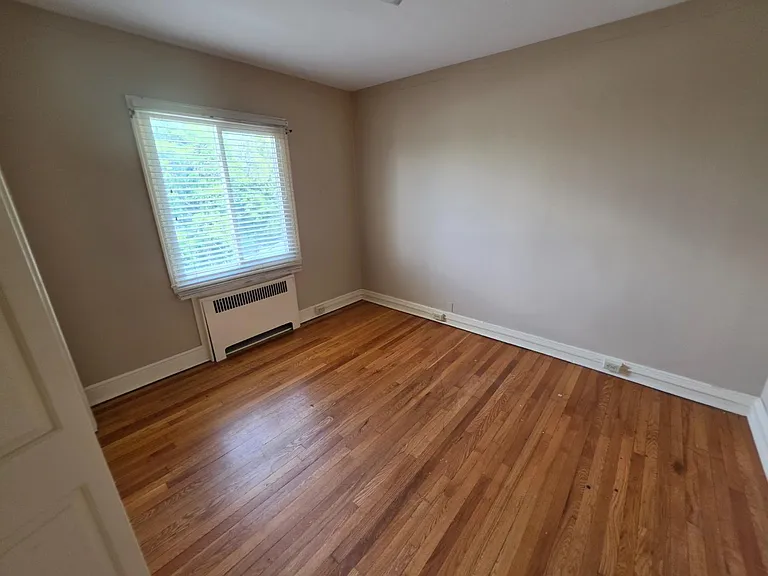 109 Virginia St — Photo 8