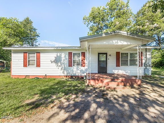 2nd image of 511 Forsyth St