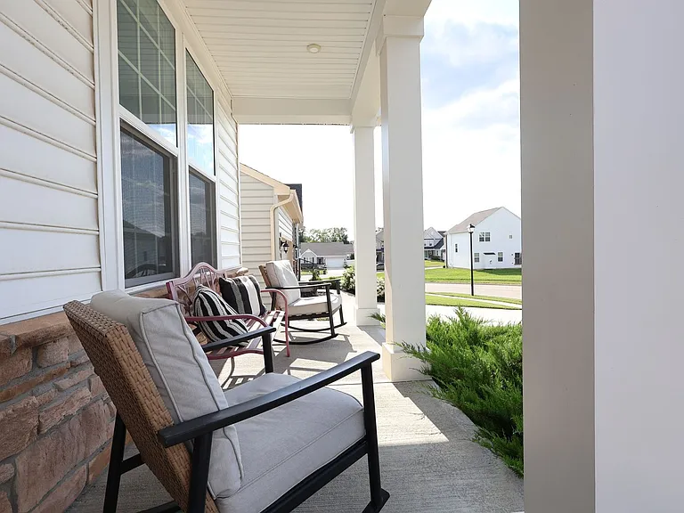 65 Mariner Dr — Photo 4