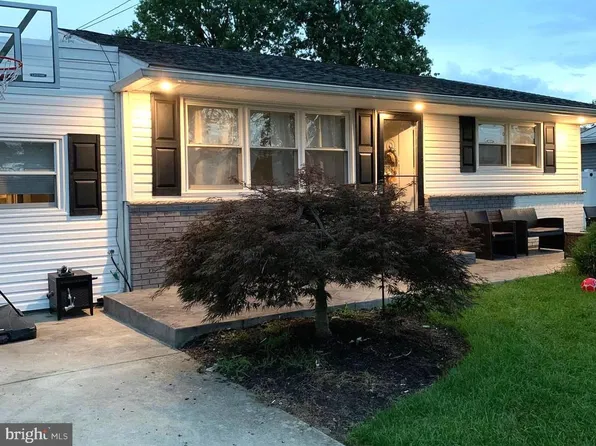 641 Monroe St, Riverside, NJ 08075