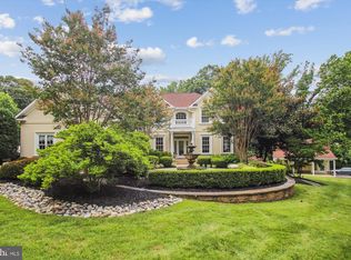 717 Sonne Dr, Annapolis, MD 21401