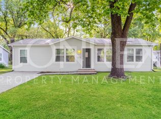 708 N Chestnut St, Olathe, KS 66061