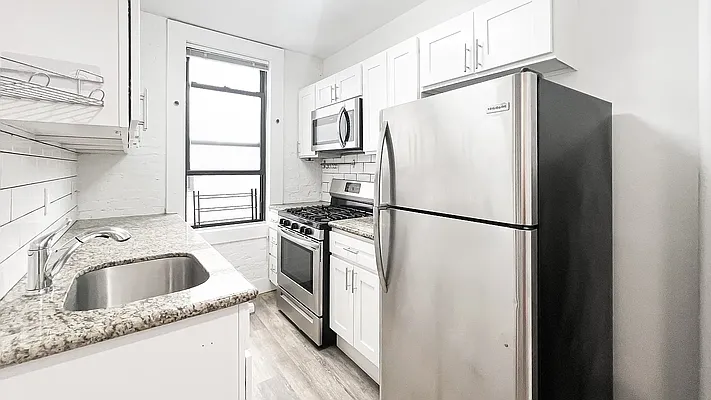 Rented by Brighton Management | media 6