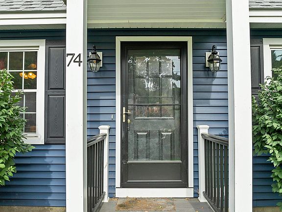 5th image of 74 Robbins Road