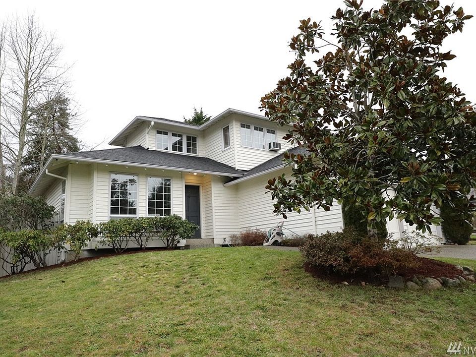 1st image of 22108 NE 10th Pl
