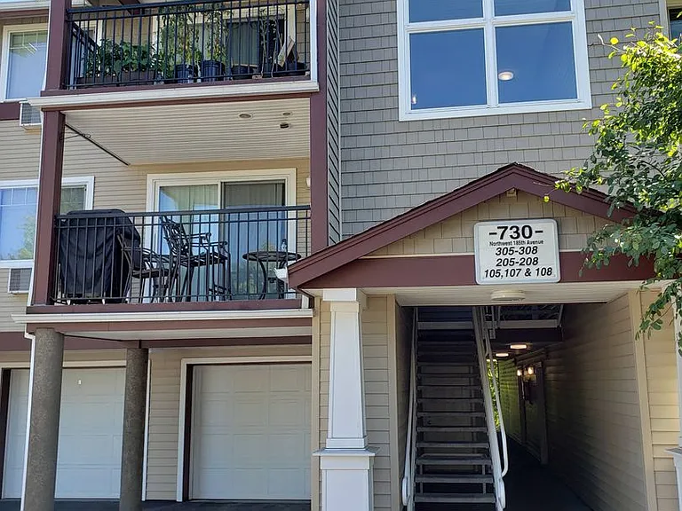 730 NW 185th Ave — Photo 1