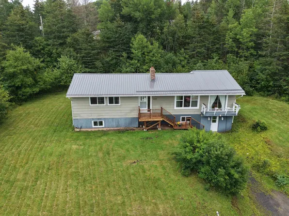 4328 E River Rd, Plymouth, NS B2H 5C5