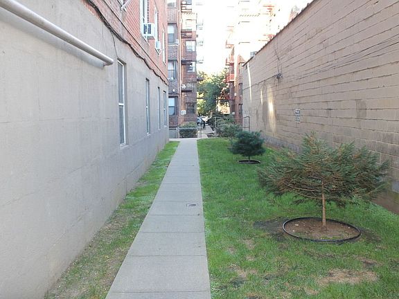 3rd image of 6307 Saunders St #1G