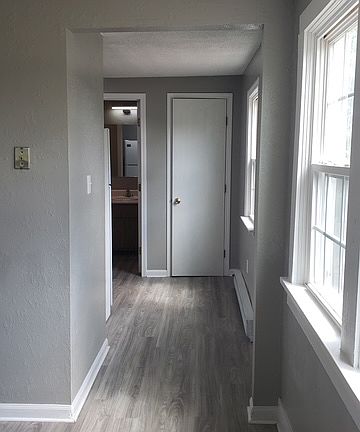 4th image of 108 S Green St Unit 9