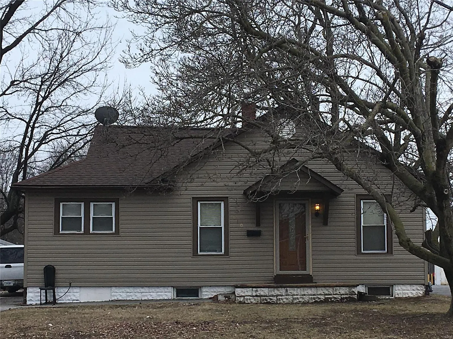 410 Jerome Ln photo 1