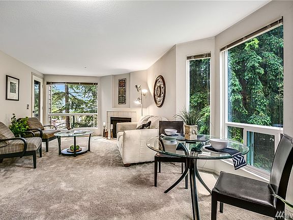 4th image of 823 N 161st Pl APT 208
