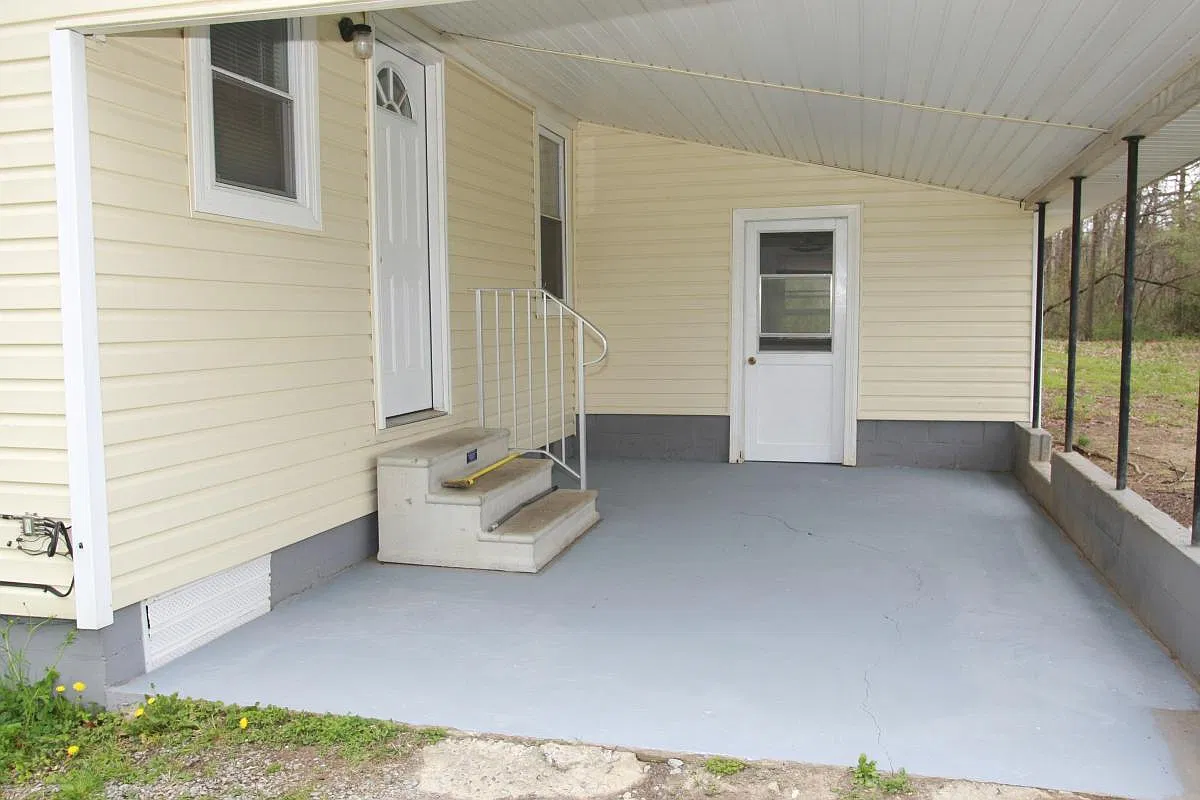 2 bed, 784 sqft, $1,345 — Photo 2