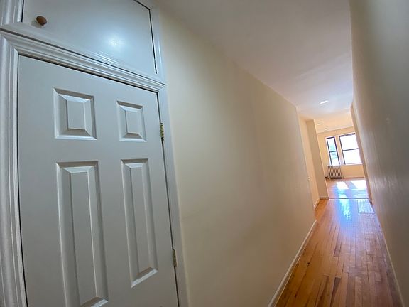 4th image of 29-06 21st Ave #3G