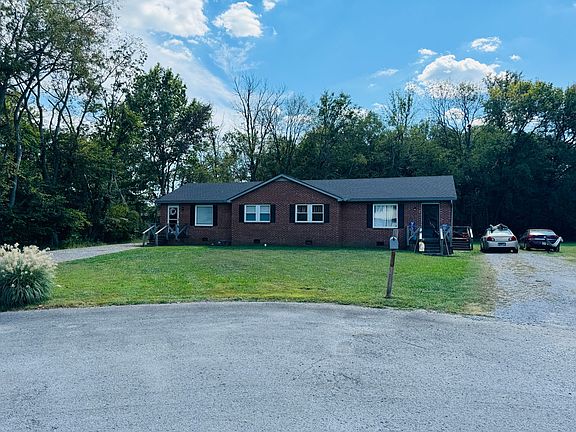 2nd image of 616 Moody Ct