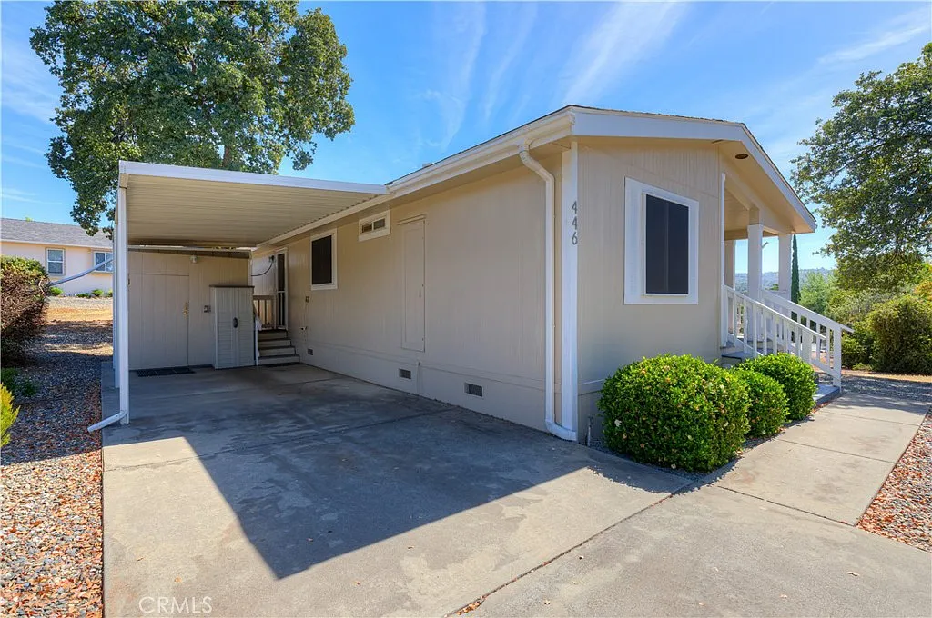 446 Summerwood Pkwy photo 1