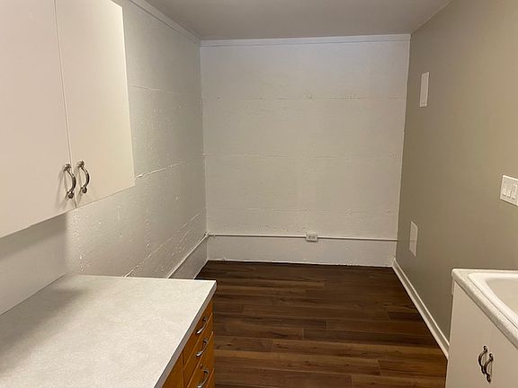 3rd image of 17625 Linden Ave N