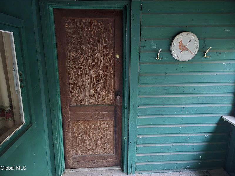 3rd image of 243 Troutbrook Road