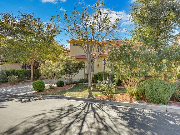 2nd image of 7663 Villa De La Paz Ave