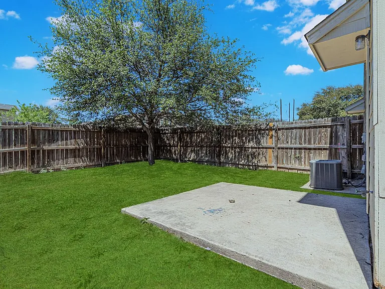 4919 Appleseed Ct — Photo 19